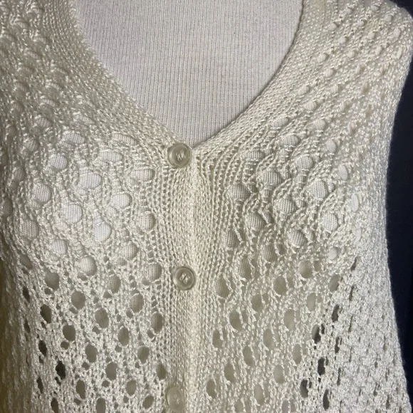 LuLaRoe one size Cream button up shawl- - Picture 3 of 5